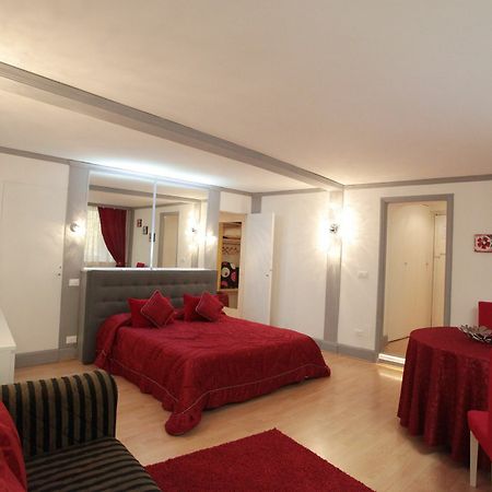 Luxury Fashion Suites Rom Eksteriør billede